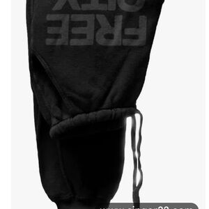 Free City Super Fluff NWOT Size Small Sweatpants